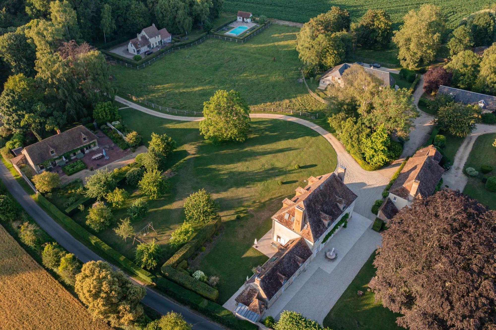 La Maison Corniere Bieville-en-Auge Extérieur photo